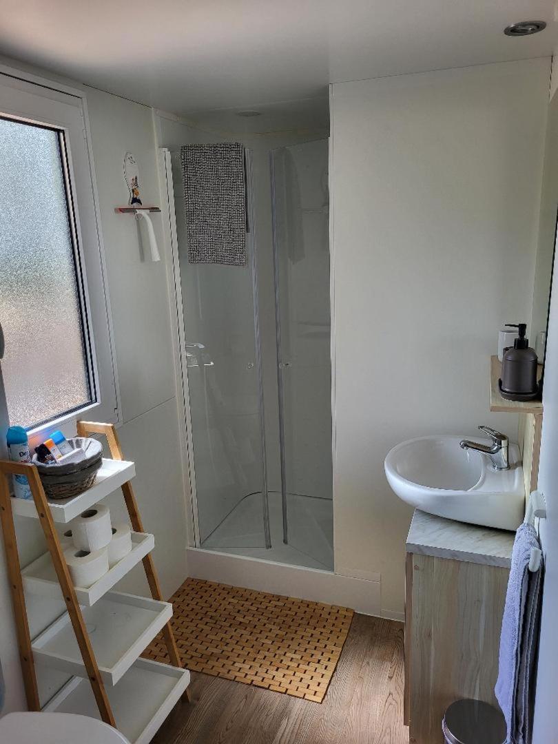 Mobilheim Andrea Wunderschoene Ferienwohnung Direkt Am Meer Jezera Extérieur photo