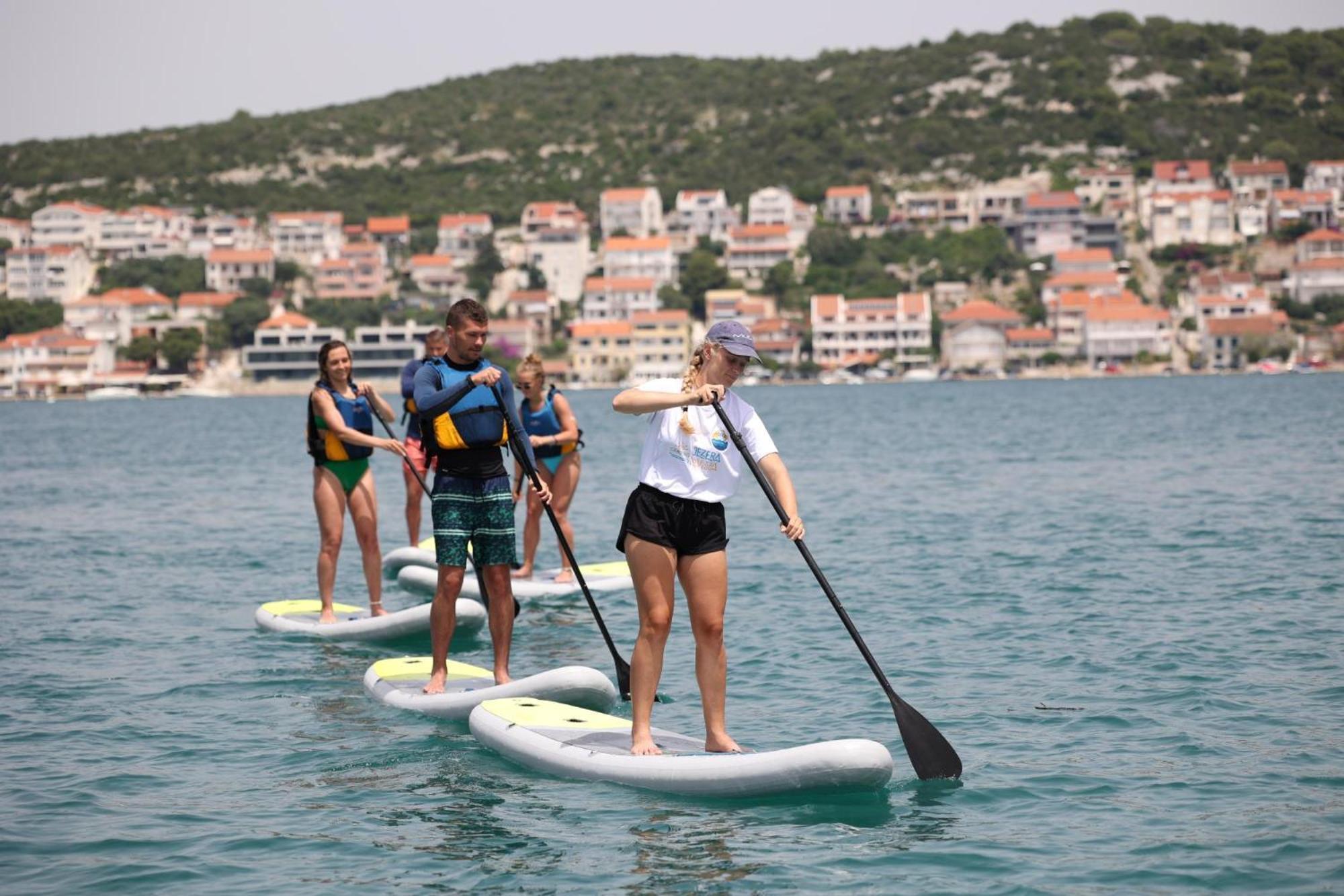 Mobilheim Andrea Wunderschoene Ferienwohnung Direkt Am Meer Jezera Extérieur photo